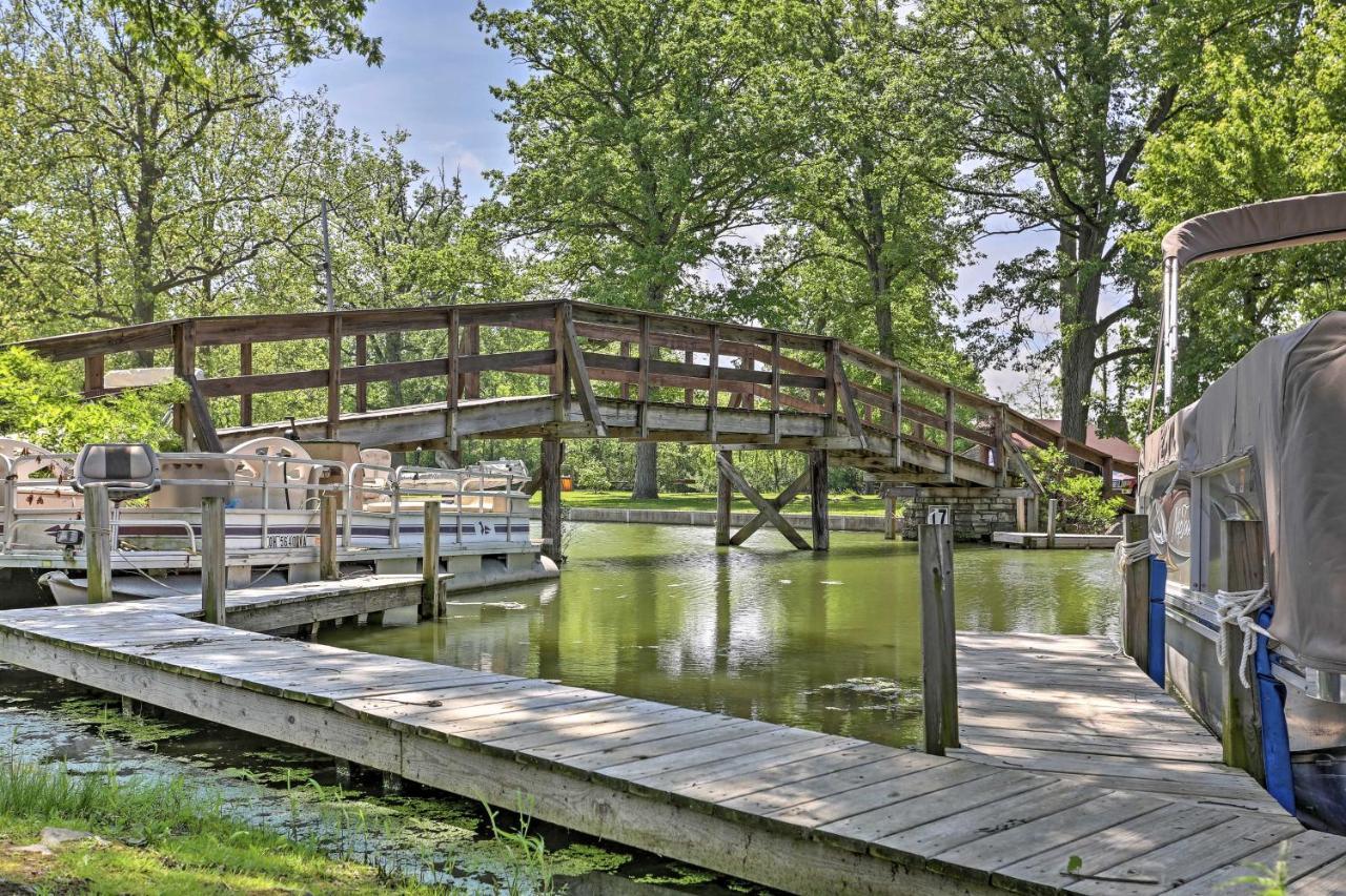 Lakeview A-Frame Steps To Marina And Old Field Beach ภายนอก รูปภาพ